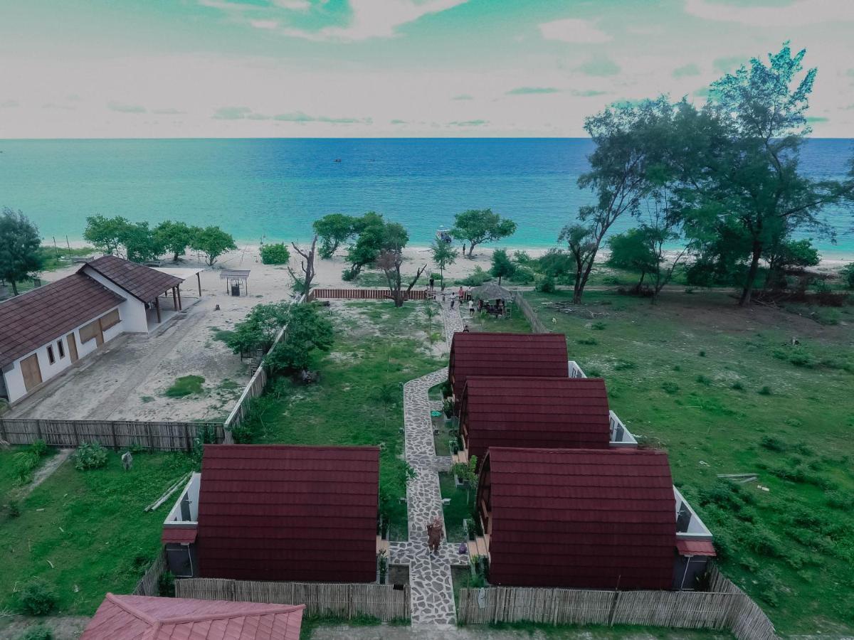 Laba Laba Bungalow Gili Meno Exterior photo
